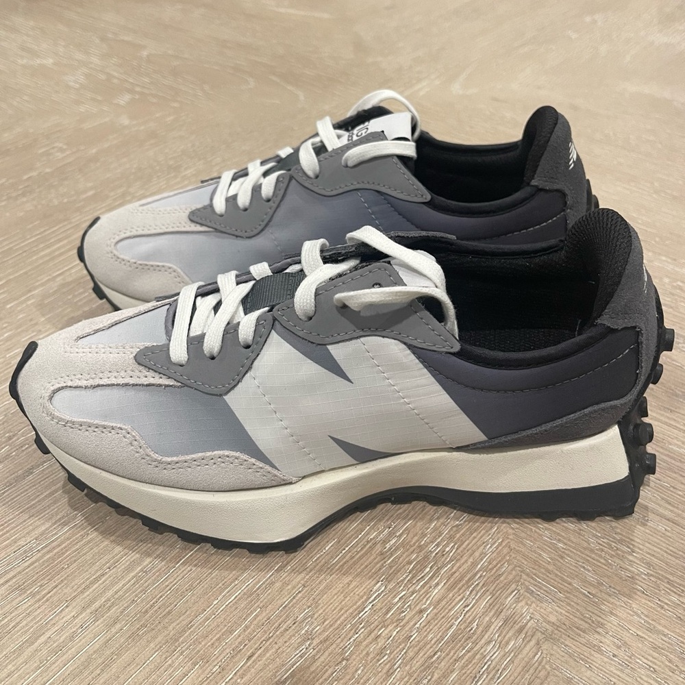 NIB RARE New Balance 327 FIGS Running Shoes, Grey/White, Men's 6/Women's 7.5